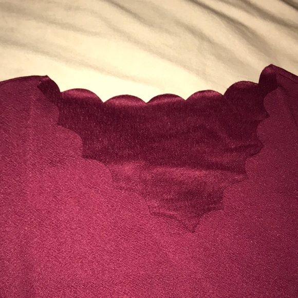 Scalloped Maroon Blouse - Picture 2 of 2
